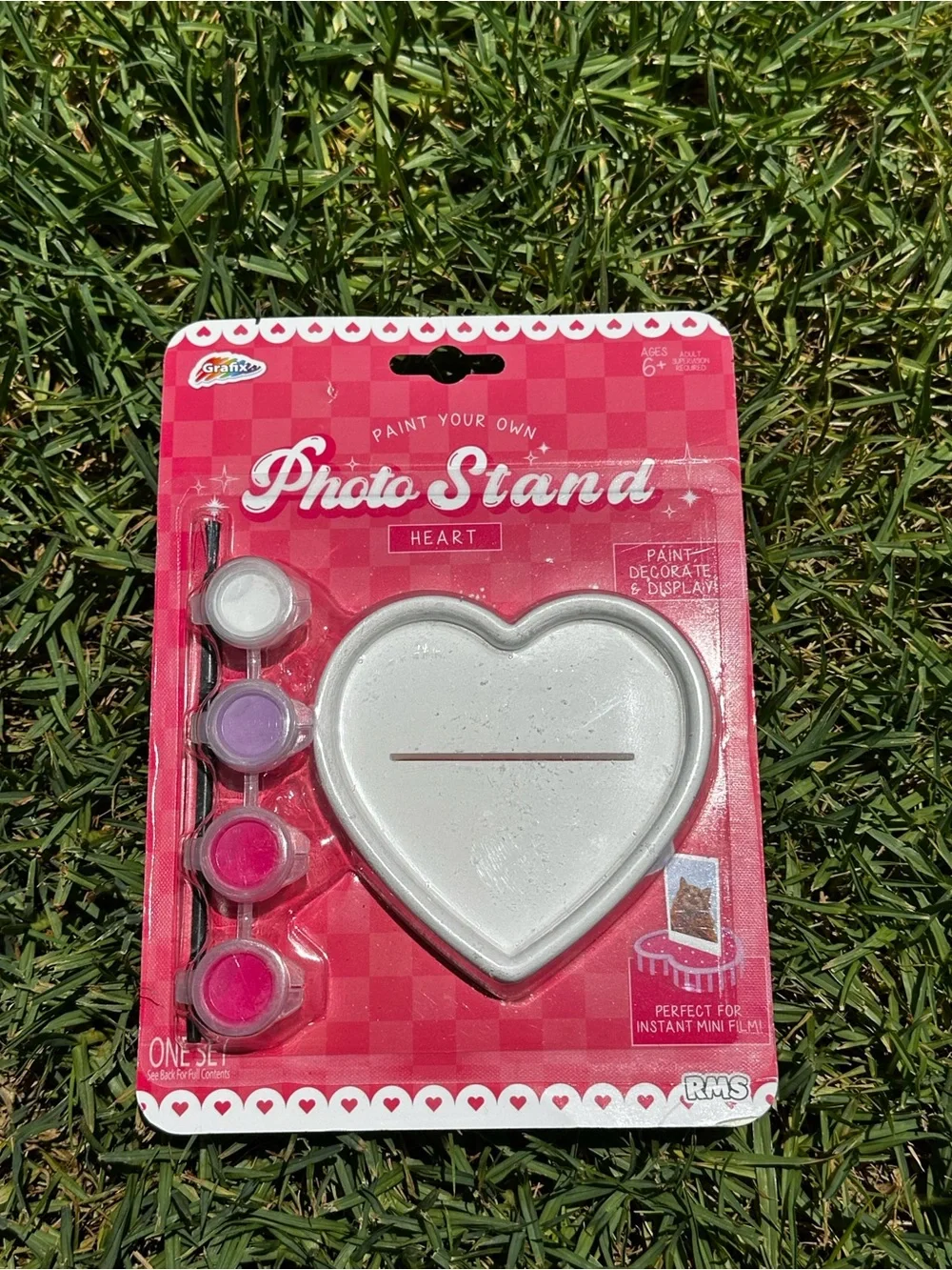 Heart Photo Stand Paintable
